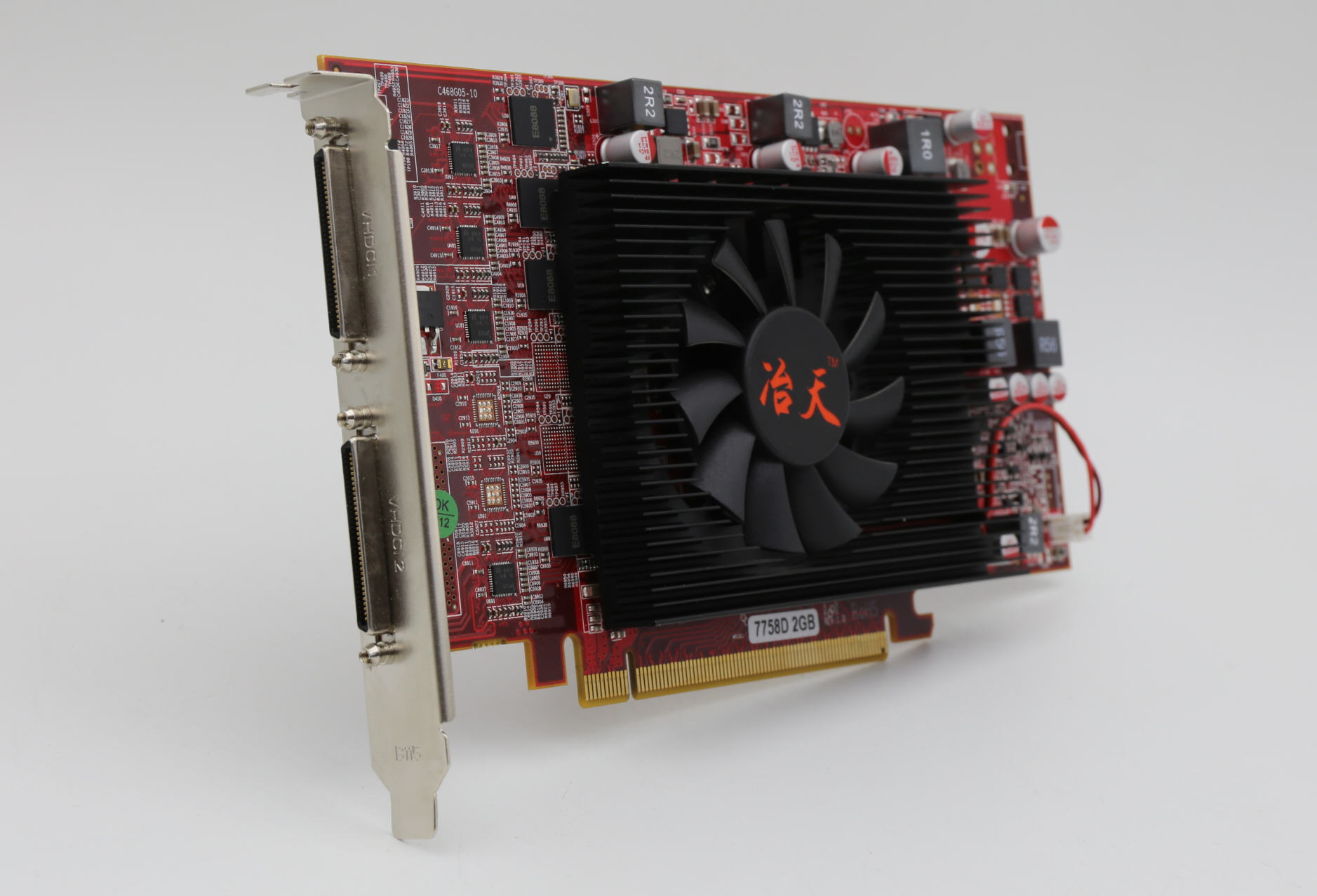2VHDCI HD7700 8DP 8 screens combine VGA
